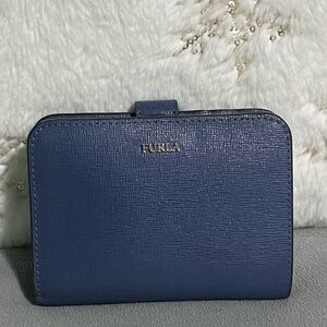 FURLA SAFFIANO LEATHER COMPACT WALLET BLUE WITH GOLD ZIPPER/ ✨BRAND NEW ✨💙